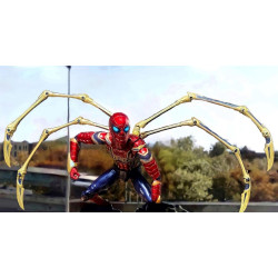 MAFEX Spiderman No. 121 Endgame Iron Spider